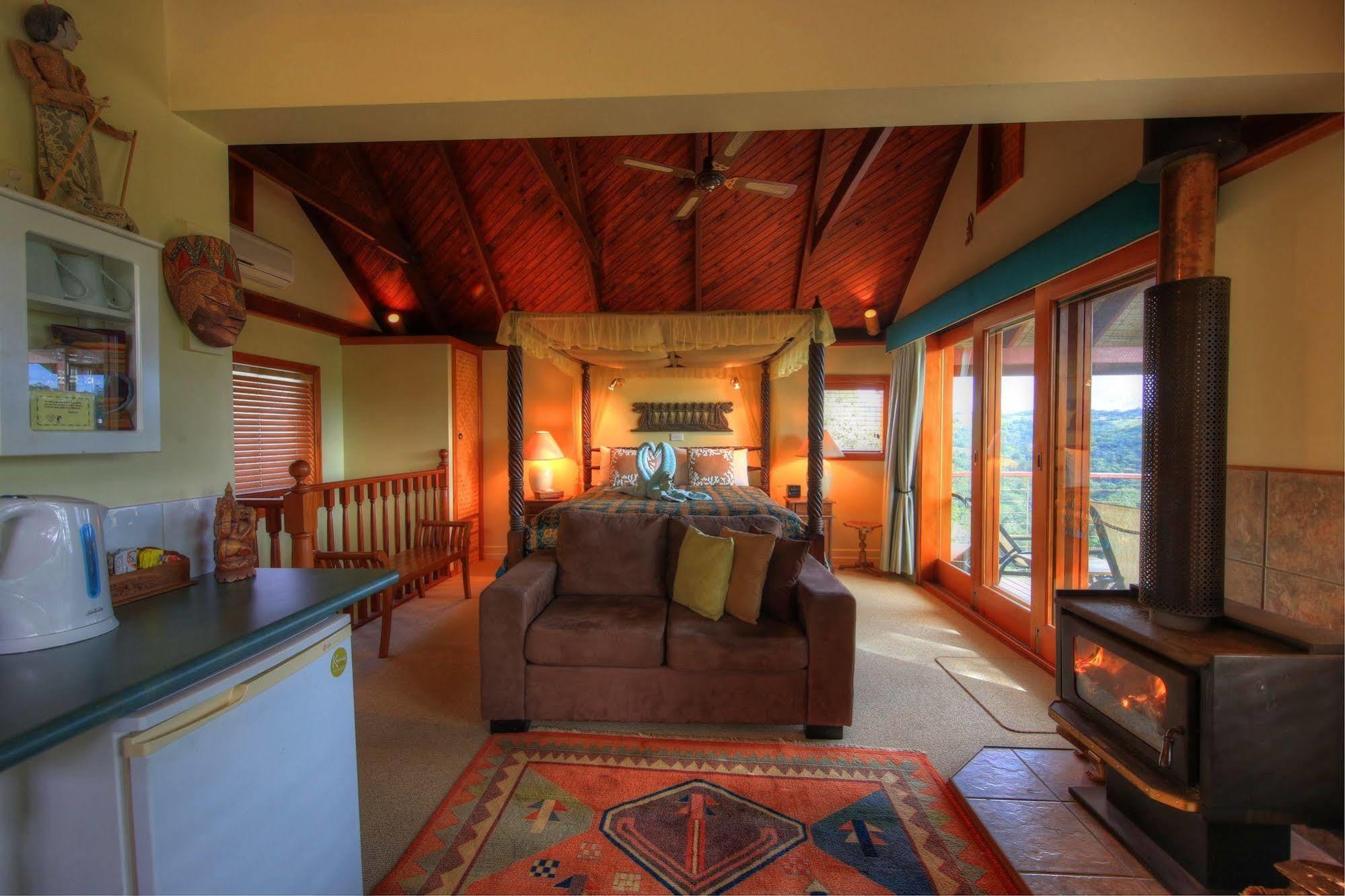 Bed and Breakfast Maleny Tropical Retreat Экстерьер фото
