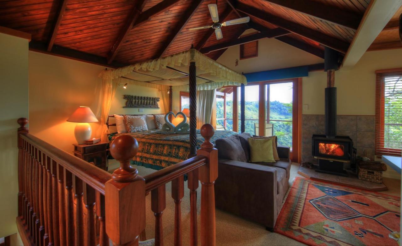 Bed and Breakfast Maleny Tropical Retreat Экстерьер фото