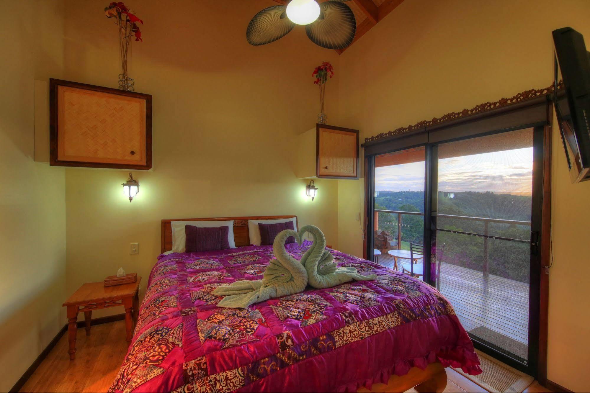 Bed and Breakfast Maleny Tropical Retreat Экстерьер фото
