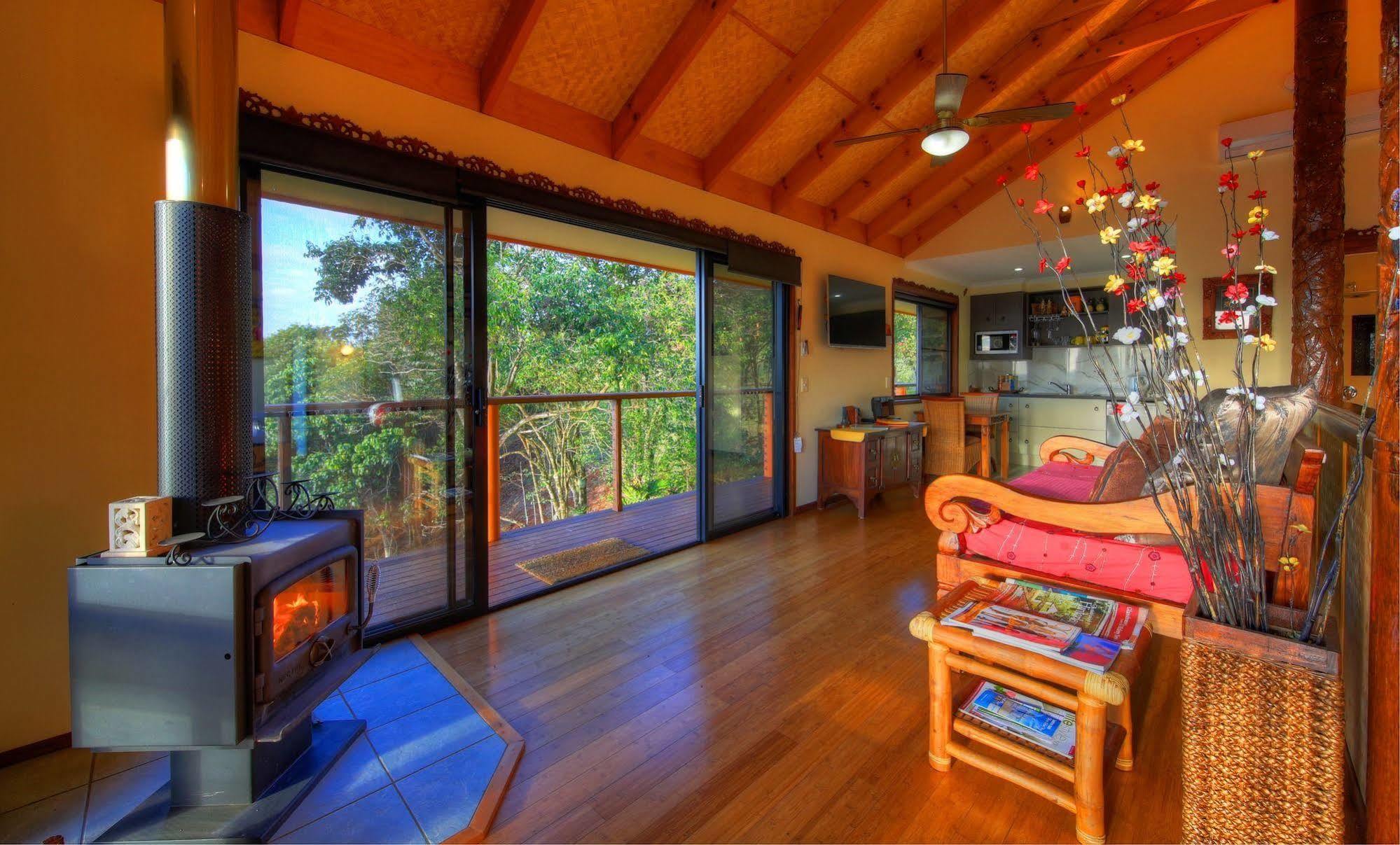 Bed and Breakfast Maleny Tropical Retreat Экстерьер фото