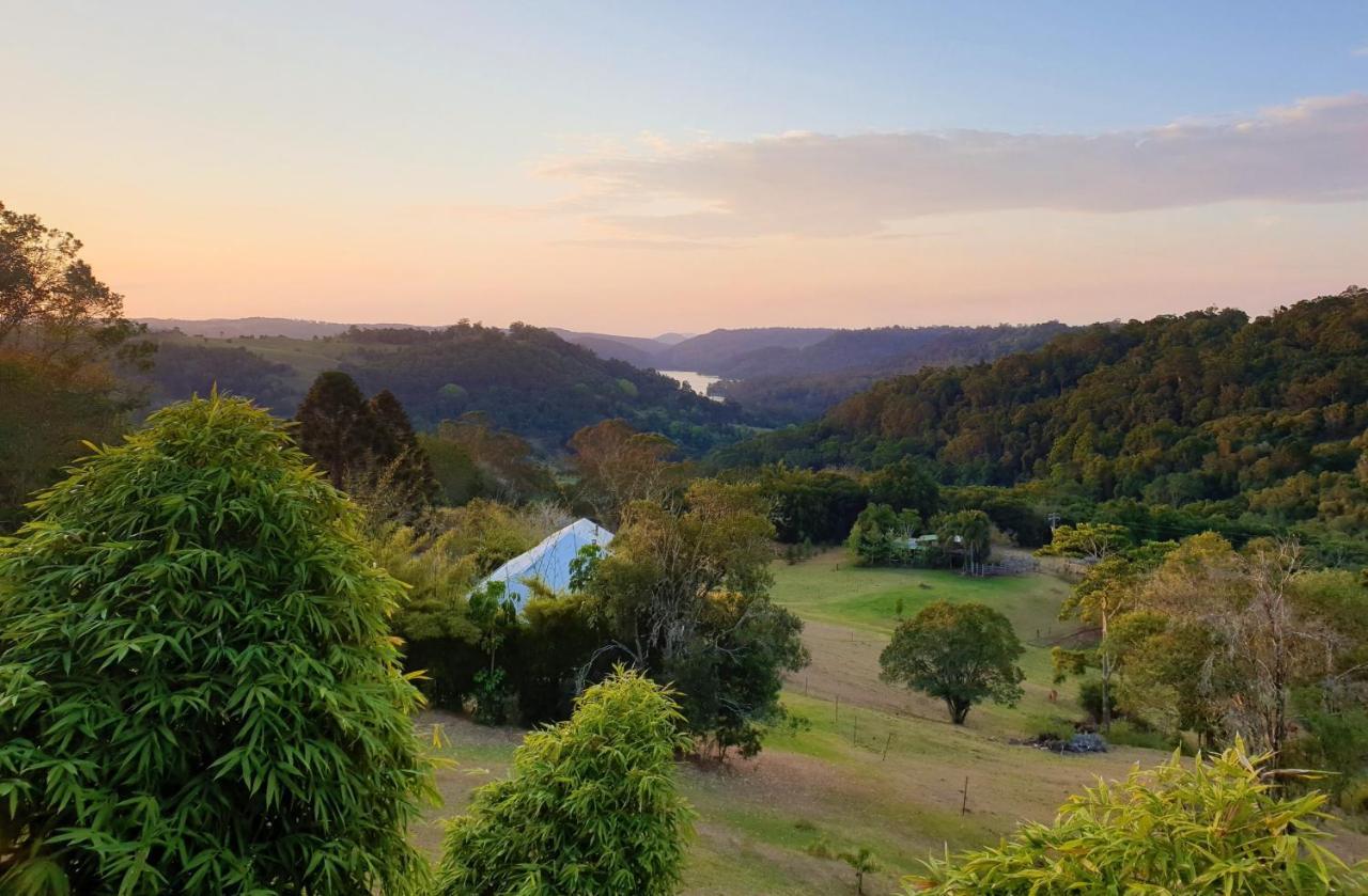 Bed and Breakfast Maleny Tropical Retreat Экстерьер фото